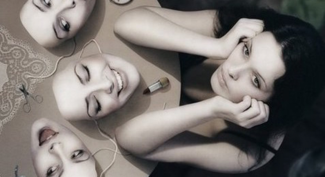LE MASCHERE – Sono autentico? LE MASCHERE – Sono autentico?